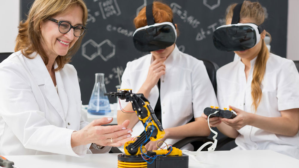 Virtual reality makes classes fun